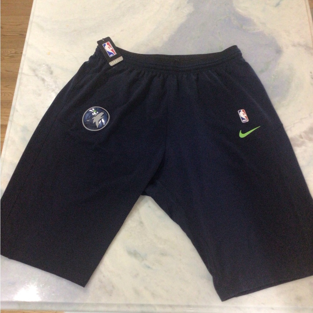 Nike Minnesota Timberwolves Warm-up Shorts. 3XLT. Dark Blue. New w/ tag.